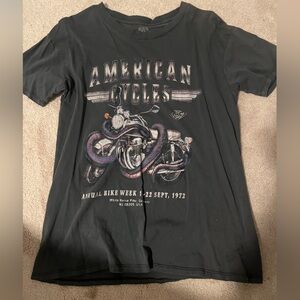 Cotton on graphic tee. Gray